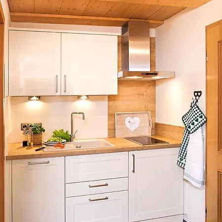 Alpglück Apartment *